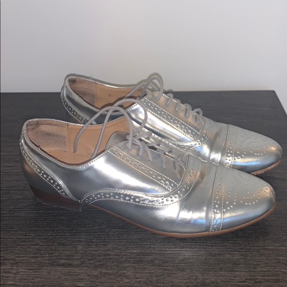 Lightly Worn Metallic Oxfords